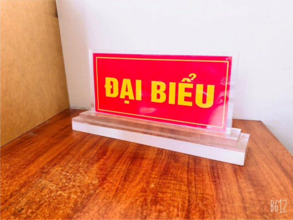 bien-chuc-danh-dai-bieu