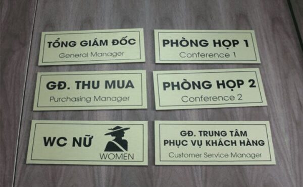 bien-phong-ban-inox-cong-ty6